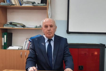 Председатель Дагогнинской городской организации Профессионального союза работников народного образования и науки РФ Исинов Адам Эседуллаевич
